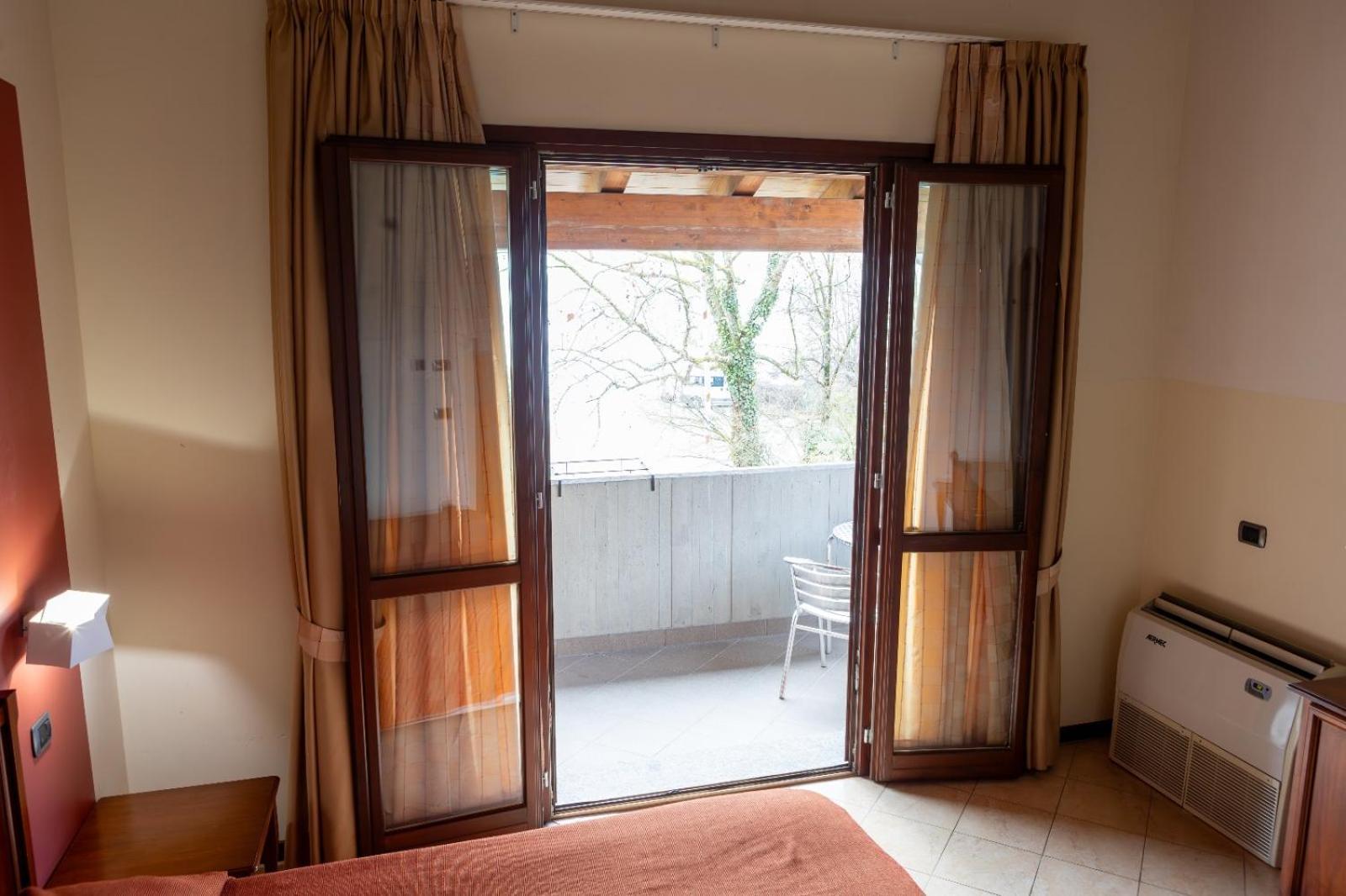 Hotel Mariuccia Varese Exterior photo